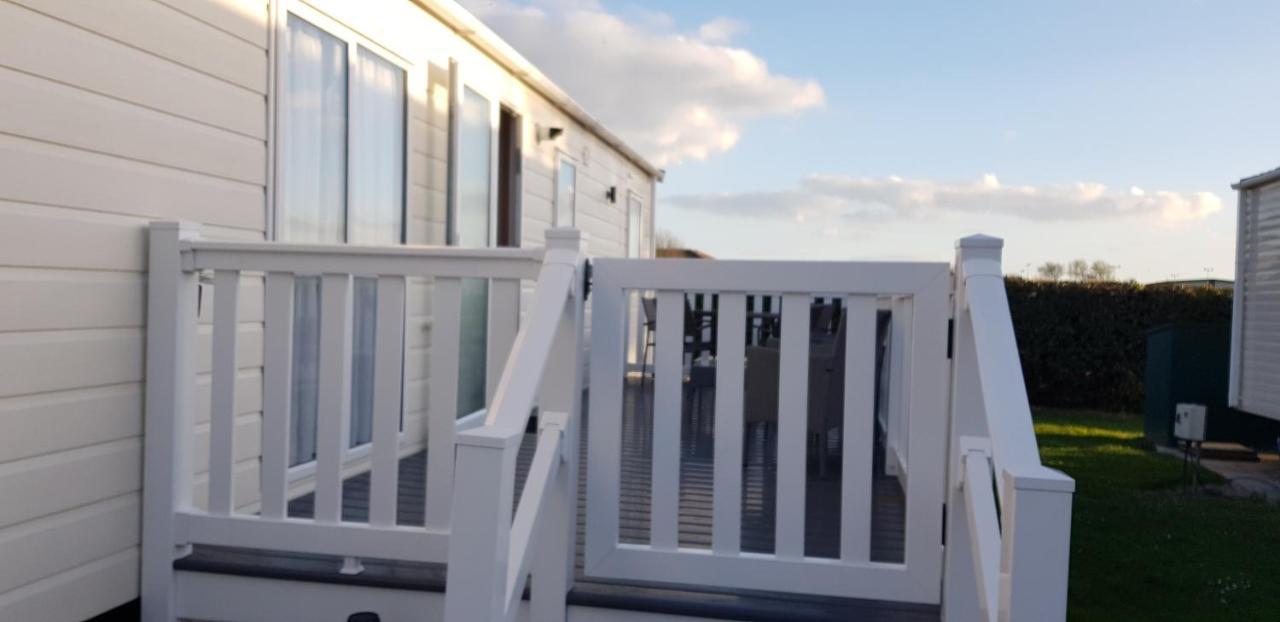 Villa Greenlawns Selsey Exterior foto